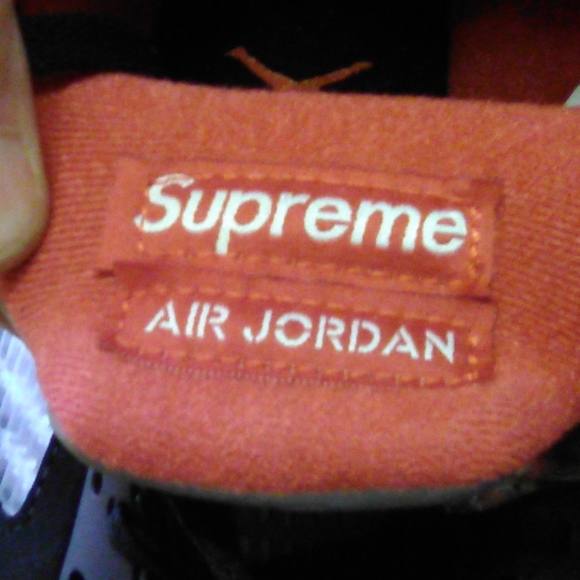 Supreme X air Jordon retro 5
